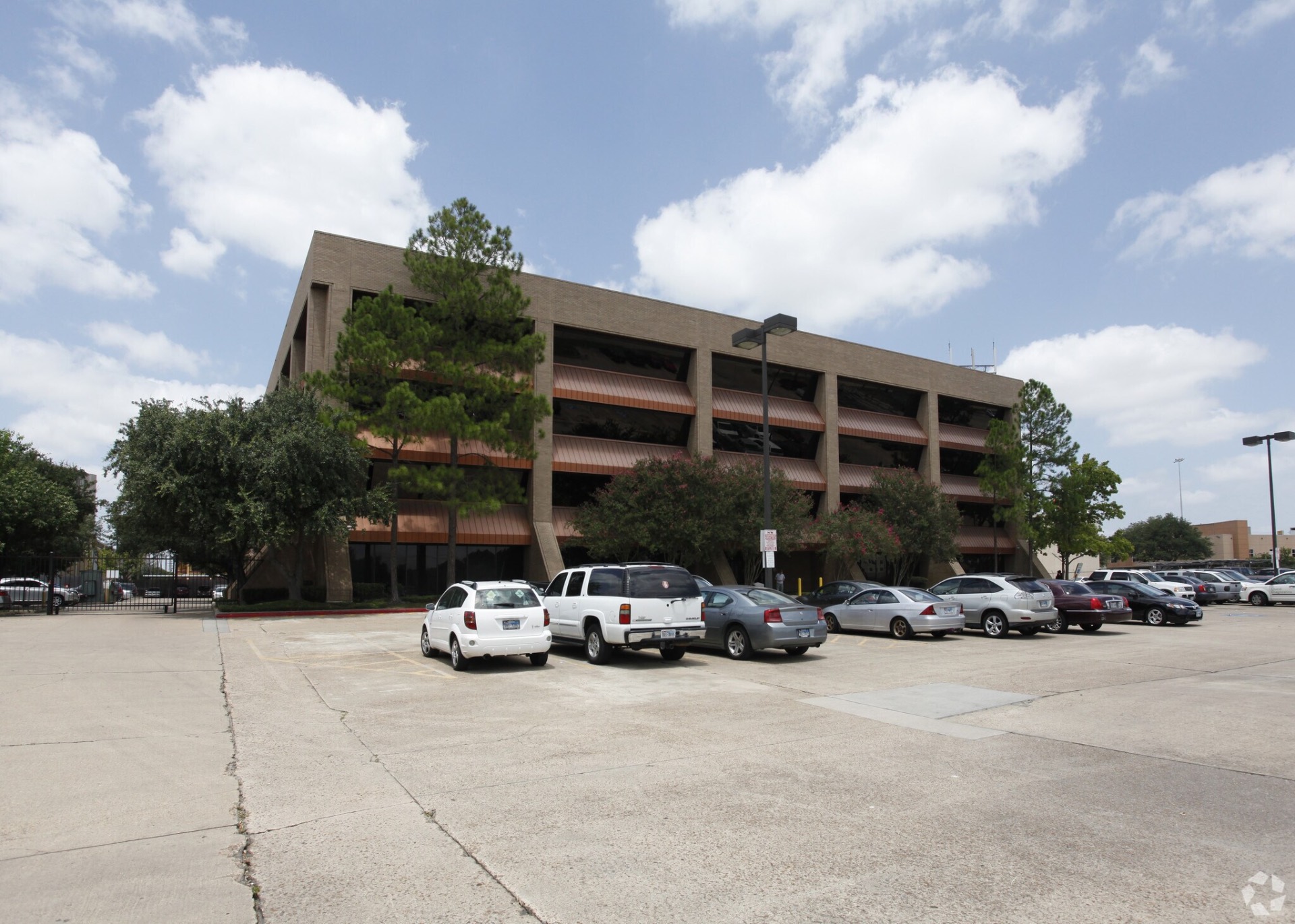 Memorial Medical Center building
